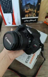 دوربین canon مدل EOS kiss x5