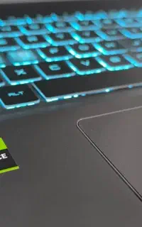 خدمات کامپیوتر و لپ تاپ