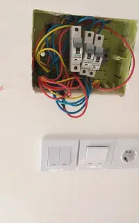 برقکارساختمان.۳۰سال.سابقه.درخدمتم