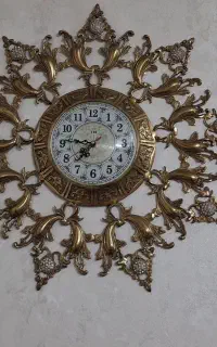 ساعت دیواری برنجی کاملا سالم درحد نو