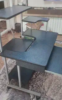میز کامپیوتر