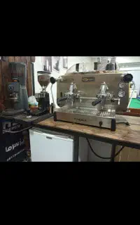 فروش اقساطی دستگاه اسپرسوساز Faema E61