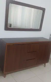 کنسول همراه آینه