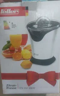 آبمیوه گیری . آب مرکبات