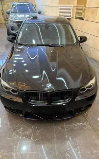 بی ام و 325i lci