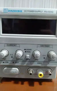 دستگاه منبع تغذیه