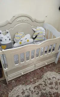 تخت کودک به همراه تشک