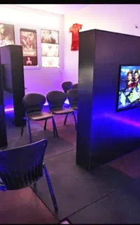 متقاضی کار در گیم کلاب، باشگاه، داروخانه