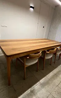 میز غذاخوری