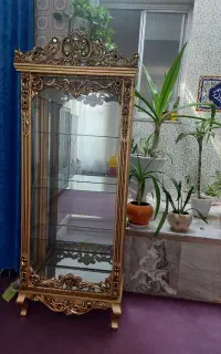 بوفه  سالم  در حد نو بدون خط