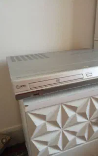 دستگاه پخش خانگی