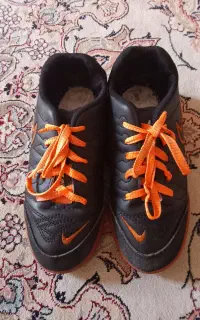 کفش ورزشی