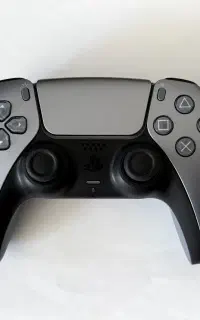 دسته PS5 اصل تمیز و کم کارکرد (DualSense)