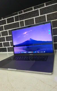 مک بوک پرو MacBook Pro 2018 (i7 -32GB-1TB)