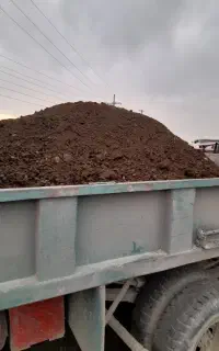 خاک باغچه و کود حیوانی