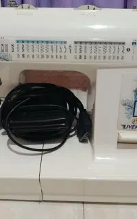 چرخ خیاطی لیونزا در حد نو