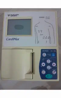دستگاه نوار قلب .