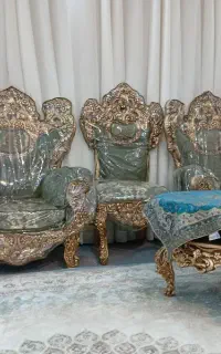 مبل 9نفره سلطنتی همراه با روکش و ساعت. دکوری. اینه