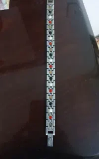 دستبند مغناطیسی اصل