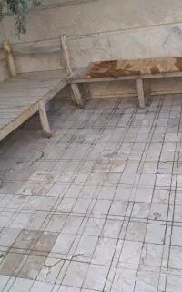 تخت چوبی