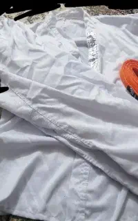 لباس کاراته مبتدی با کمربند نارنجی سایز3