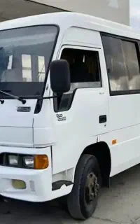 مینی بوس هیوندا مدل ۸۹ نیمه دوم