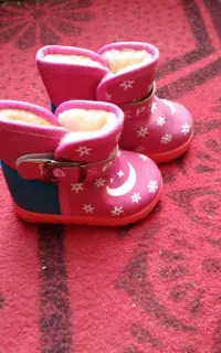کفش بچه گانه