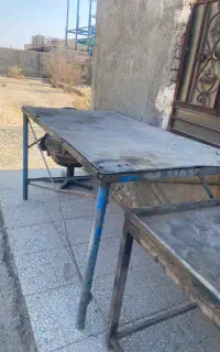 میز کار آهنی و چوبی