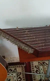 گیتار و سنتور