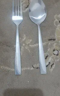 ۴ دست قاشق و چنگال دستی ۵۰۰ هزار تومان