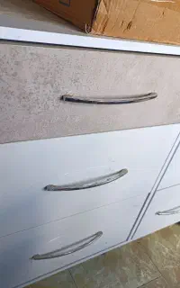 تخت و ساکشن پزشکی