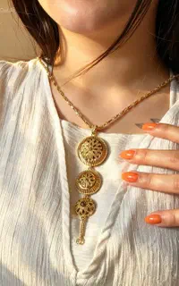 رومانتویی طرح طلا