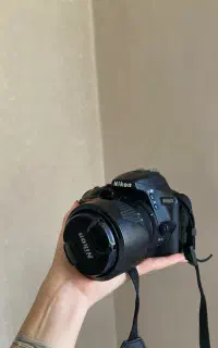 دوربین Nikon D5600 + لنز 18-55