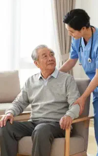 نظافت منزل نگهداری از سالمند اسباب کشی