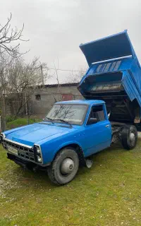 نیسان کمپرسی