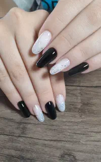 خدمات کاشت ناخن
