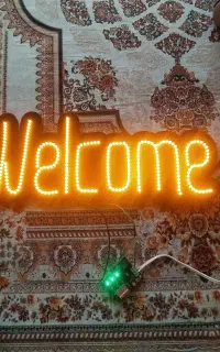 چراغ LED چشمک زن مناسب مغازه ها و کافه ها