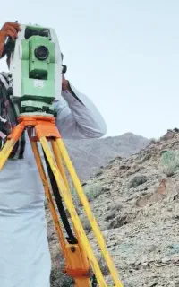 خدمات نقشه برداری آراد