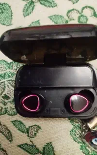 هدفون پلوتوزی