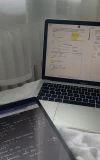 تحریر پایاننامه علوم سیاسی با سبک و اصول دانشگاهی