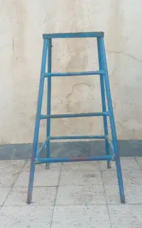 چهار پایه سالم و تمیز