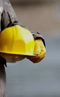 به تعدادی نیرو کاگر برای شرکت