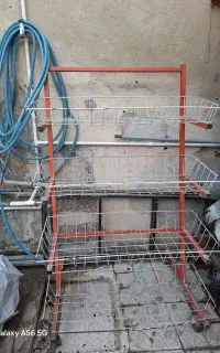 طبقه چرخ دار