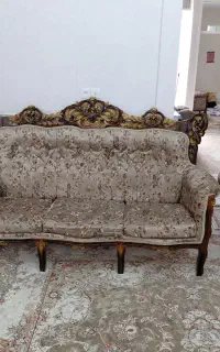 مبل نه نفره سالم وقابل استفاده