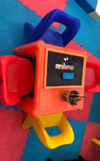 میز و صندلی کودک