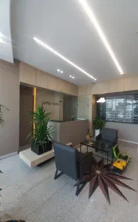 واحد اداری ۱۸۰متری/روبه نما/۴ اتاق/براصلی/برج برند