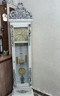 ساعت ایستاده سالم