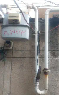 برش و تیکه کاری وگازکشی و جوشکاری مسکونی وصنعتی