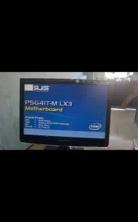 دو عدد مانیتور ۱۹ و ۱۷ اینچ سامسونگ