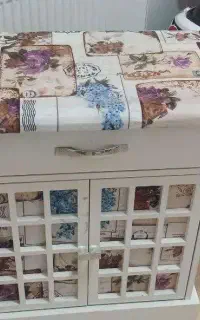 میز اتو و چرخ خیاطی